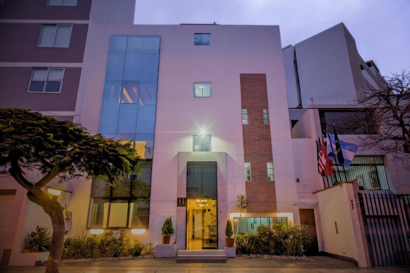 Hotel Ferre De Ville Lima Exterior photo