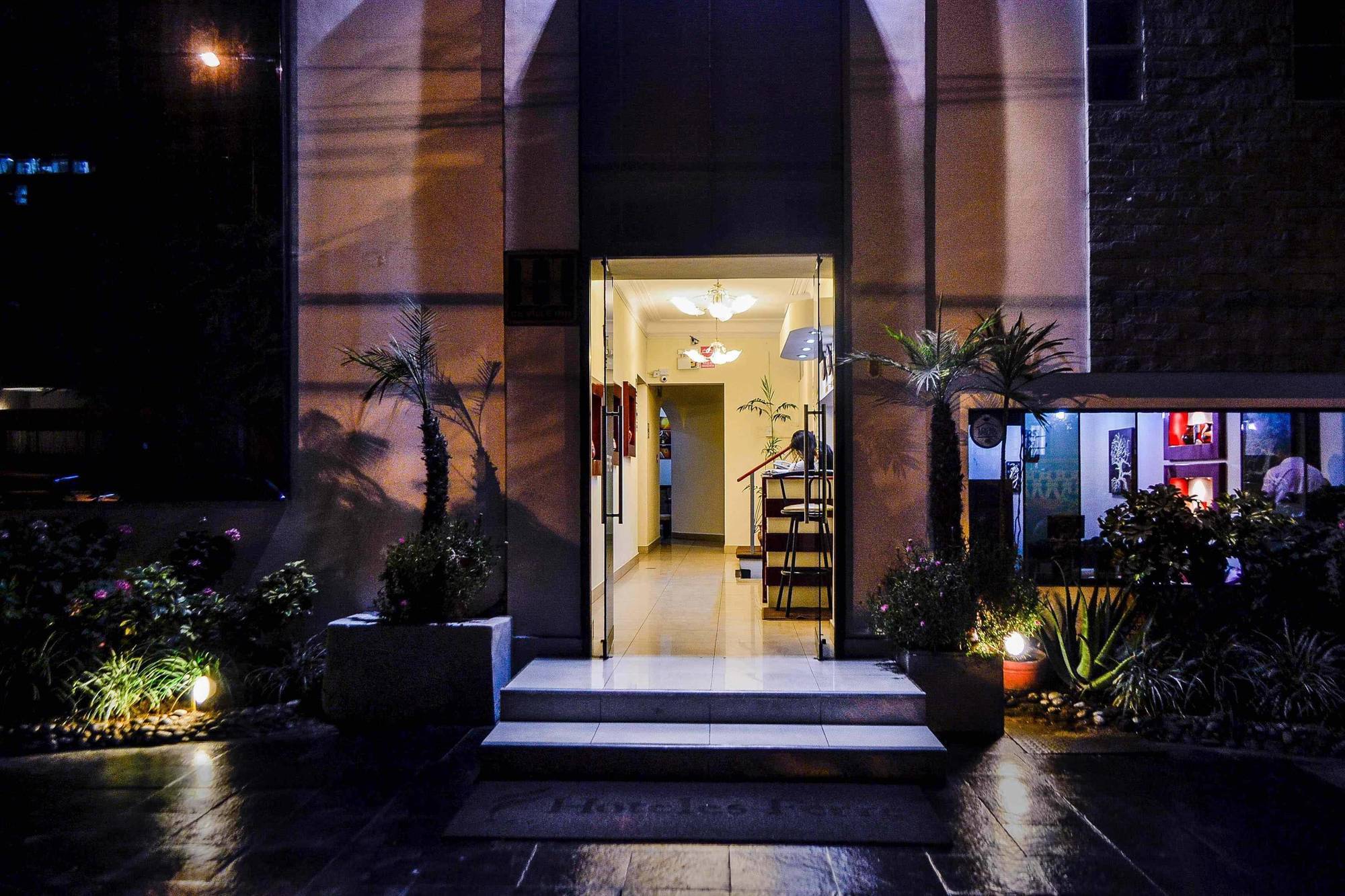 Hotel Ferre De Ville Lima Exterior photo